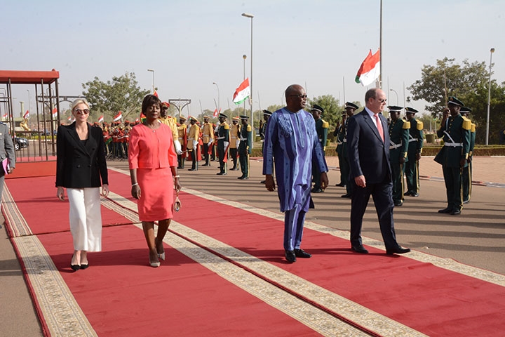 Coopération Burkina Faso-Monaco : Le couple princier reçu au palais de Kosyam