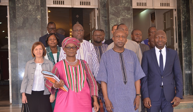 Financement des projets et programmes par la Banque mondiale : Le portefeuille passe à 2,2 milliards de dollars Financement des projets et programmes par la Banque mondiale : Le portefeuille passe à 2,2 milliards de dollars