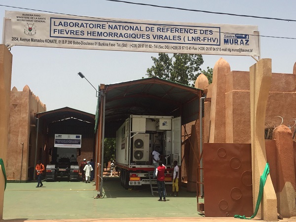 Laboratoire mobile du Centre Muraz  : Inauguration d’un laboratoire viral