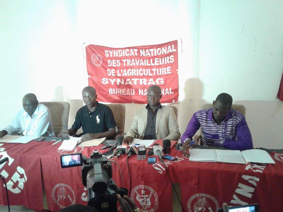 Distribution de semences et intrants aux agriculteurs : «C’est le ministère qui n’a pas respecté les accords…» (SG SYNATRAG) Distribution de semences et intrants aux agriculteurs : «C’est le ministère qui n’a pas respecté les accords…» (SG SYNATRAG)