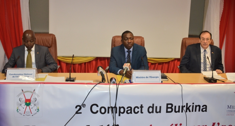Second compact en faveur du Burkina : 3 projets axés sur l’électricité déposés sur la table du MCC Second compact en faveur du Burkina : 3 projets axés sur l’électricité déposés sur la table du MCC
