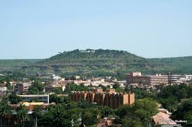 Négociations CEDEAO-M5-RFP au Mali : Une feuille de route paradoxale, jurant avec la Constitution