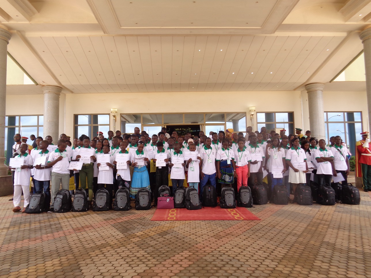 Prix de l’excellence du président du Faso : Le mérite de 95 lauréats reconnu Prix de l’excellence du président du Faso : Le mérite de 95 lauréats reconnu