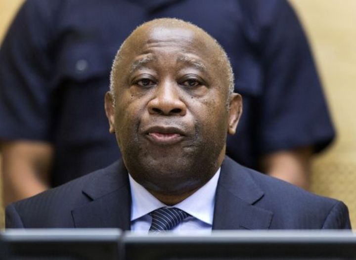 Renvoi du procès Laurent Gbagbo au 12 novembre : 45 jours pour compulser  11 000 pages d’accusations