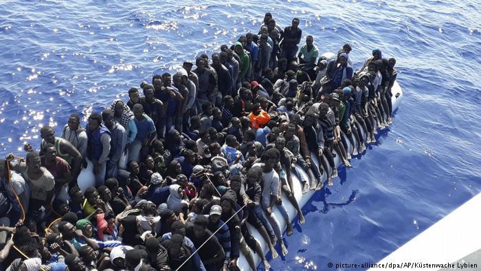 Immigration : l‘Espagne sauve près de 1.200 migrants en Méditerranée en deux jours