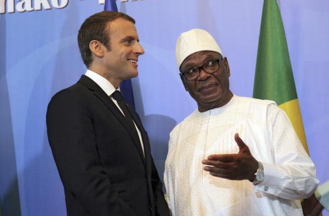 Monument aux héros de l’Armée noire de Reims : Ce n’est pas la décristallisation, mais c’est bon à prendre !