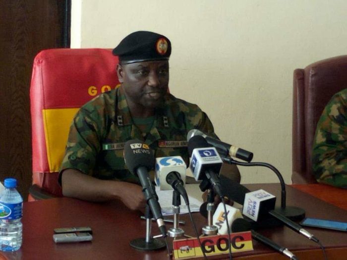 Nigeria : un nouveau commandant face à Boko haram Nigeria : un nouveau commandant face à Boko haram