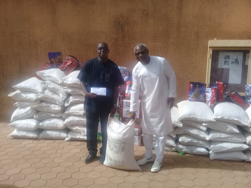 Fêtes de fin d’année : La mairie de Ouaga réconforte les malades du CHU-YO Fêtes de fin d’année : La mairie de Ouaga réconforte les malades du CHU-YO