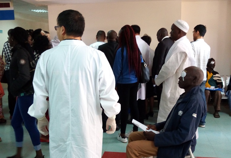 Coopération Chine-Burkina : 135 millions de médicaments pour l’hôpital de Tengandogo Coopération Chine-Burkina : 135 millions de médicaments pour l’hôpital de Tengandogo