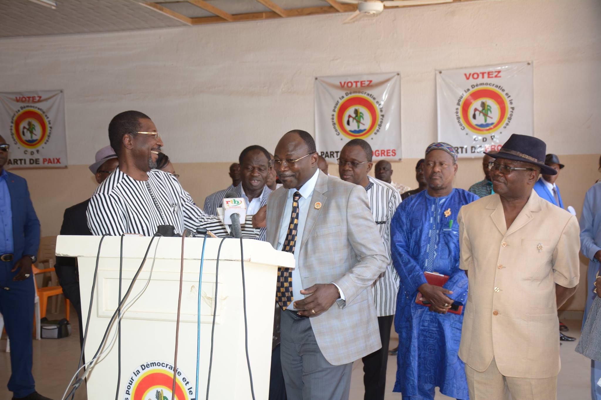 Assemblée nationale : Sakandé dans les locaux du CDP et de l’UPC Assemblée nationale : Sakandé dans les locaux du CDP et de l’UPC