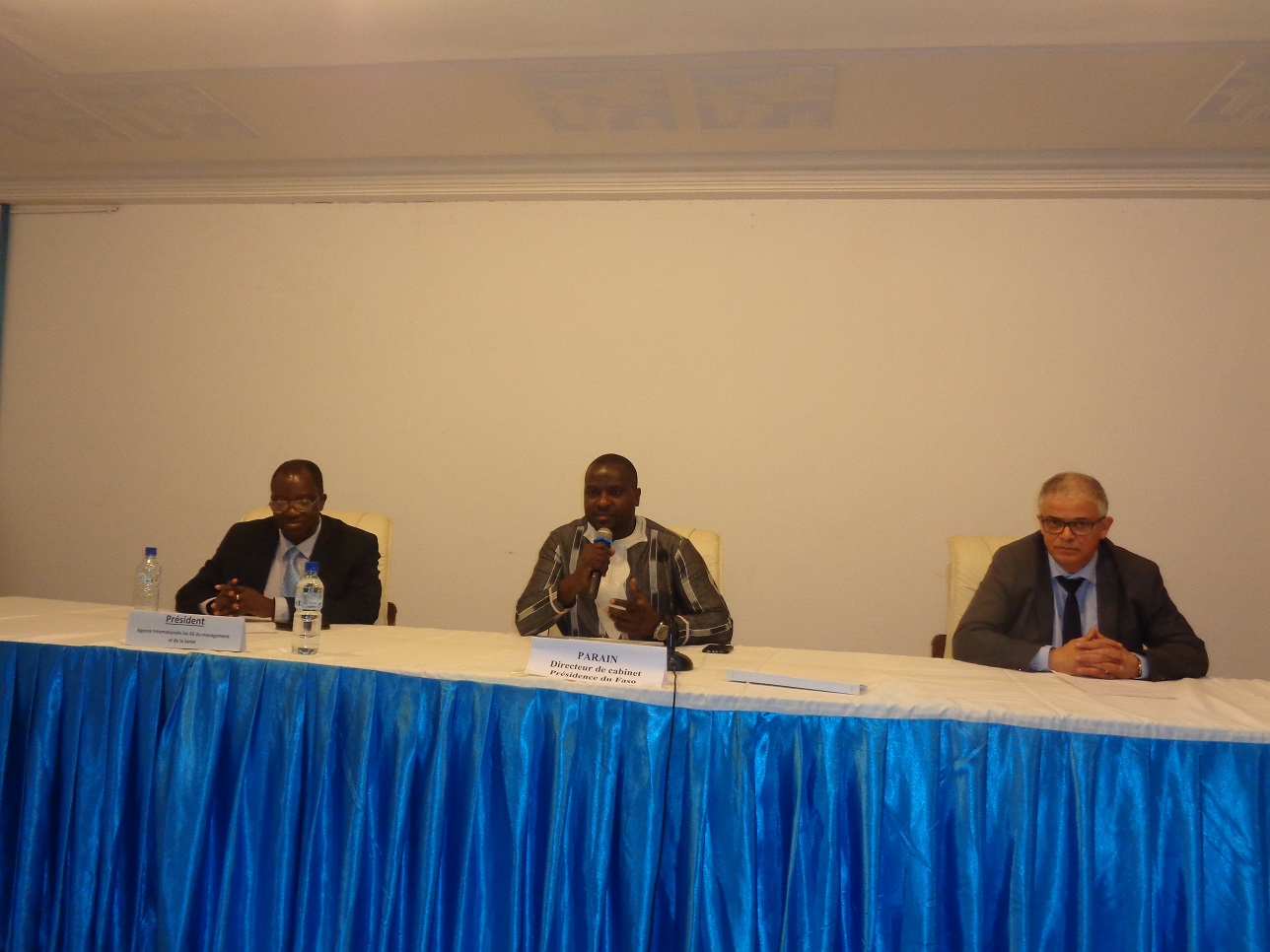 Partenariat Mondial care-2AMIS : Pour des soins hors Burkina plus Professionnels Partenariat Mondial care-2AMIS : Pour des soins hors Burkina plus Professionnels