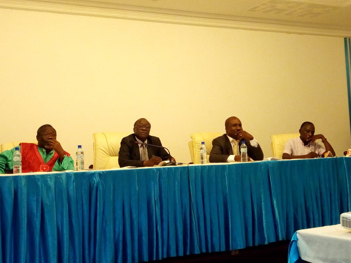 «Défis et enjeux» des élections de 2020 : Le grain de sel du CGD «Défis et enjeux» des élections de 2020 : Le grain de sel du CGD