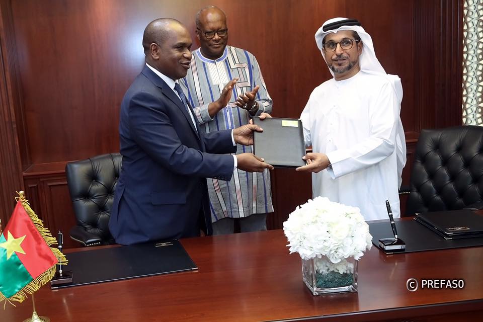 Coopération Burkina/ Emirats Arabes Unis : 10 milliards pour la promotion de l’emploi et l’électrification de 42 localités Coopération Burkina/ Emirats Arabes Unis : 10 milliards pour la promotion de l’emploi et l’électrification de 42 localités