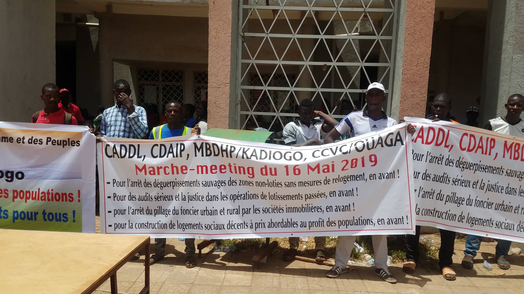 Droit à un logement décent : Des OSC marchent sur le premier ministère