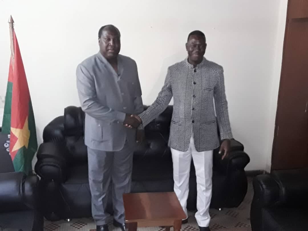 FPDCT : Bruno Dipama chez le chef de file de l’opposition FPDCT : Bruno Dipama chez le chef de file de l’opposition