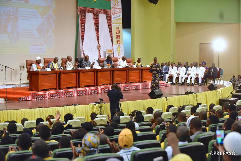 Forum national de la jeunesse : Roch face aux jeunes à Bobo