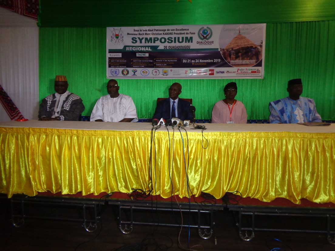 Lutte contre le terrorisme et l’extrémisme violent : Un symposium pour la cohésion  sociale et le vivre ensemble