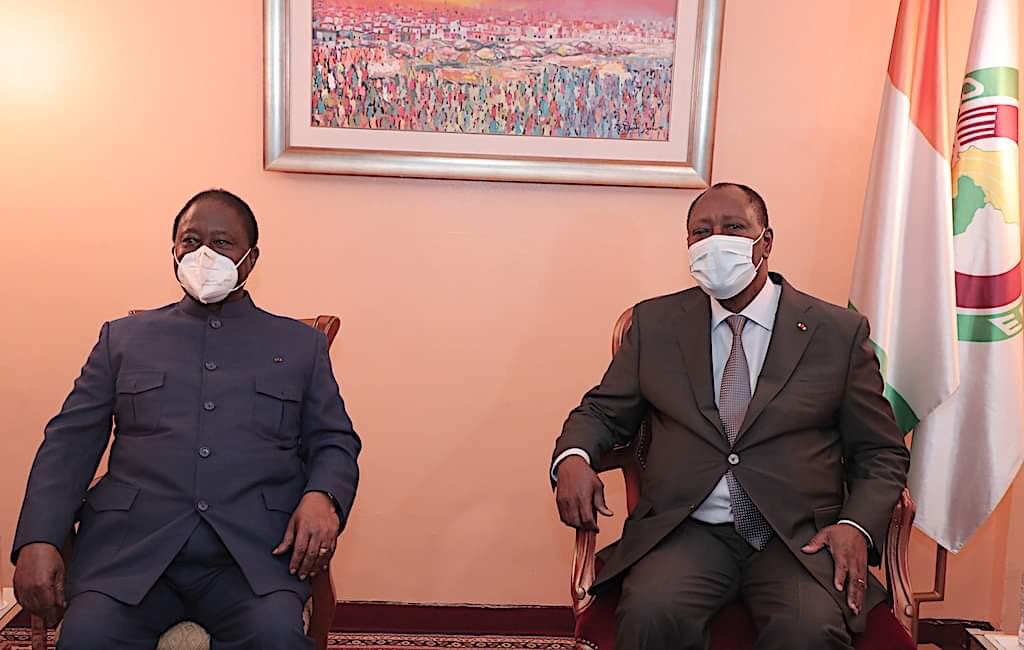 Rencontre Ouattara-Bédié à l’hôtel du Golf : De l’indispensable et douloureux arbre à palabre Rencontre Ouattara-Bédié à l’hôtel du Golf : De l’indispensable et douloureux arbre à palabre