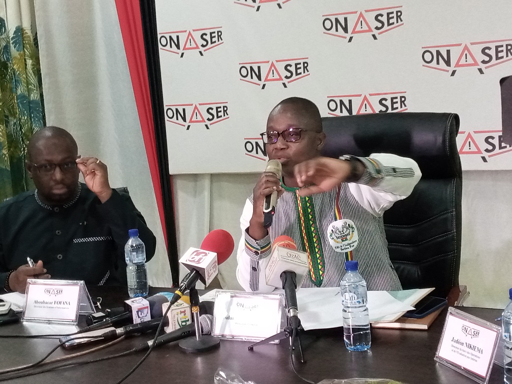 Adama Kouraogo  DG de l’ONASER  au sujet des surcharges sur les routes : «Nous allons poursuivre les contrevenants qui  endommagent les infrastructures routières»