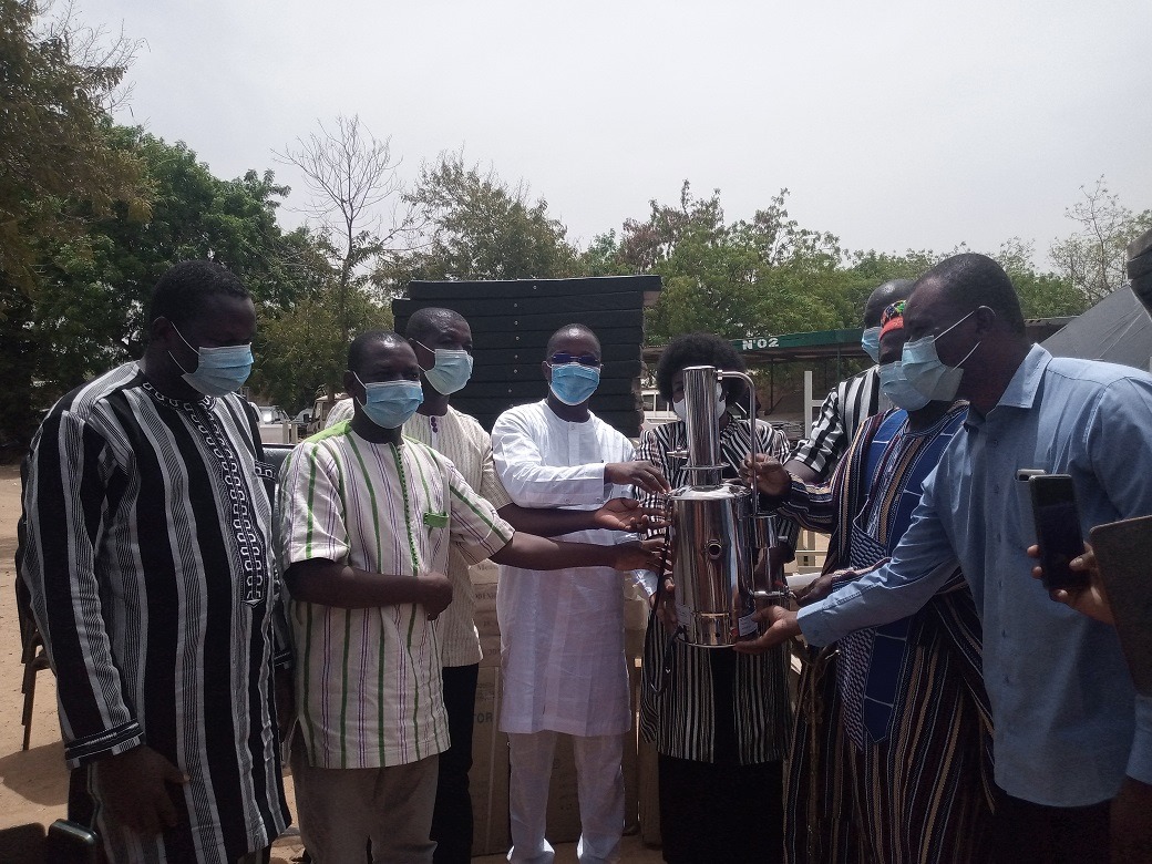 Koupéla : L’ONASER fait parler son cœur avec du matériel médico-technique Koupéla : L’ONASER fait parler son cœur avec du matériel médico-technique