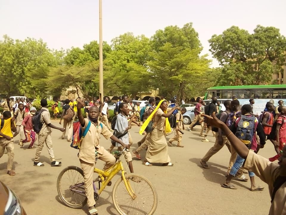 Réformes du MENA : Les élèves ont marché sur le ministère