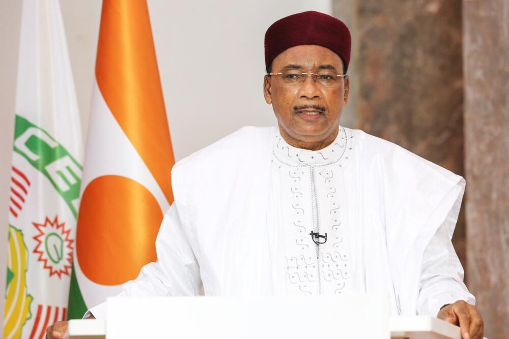 Condamnation du coup d’Etat au Niger par Mahamadou Issoufou, 1 an après : Plus pour le prix Mo Ibrahim qu’un vrai désaccord ! Condamnation du coup d’Etat au Niger par Mahamadou Issoufou, 1 an après : Plus pour le prix Mo Ibrahim qu’un vrai désaccord !