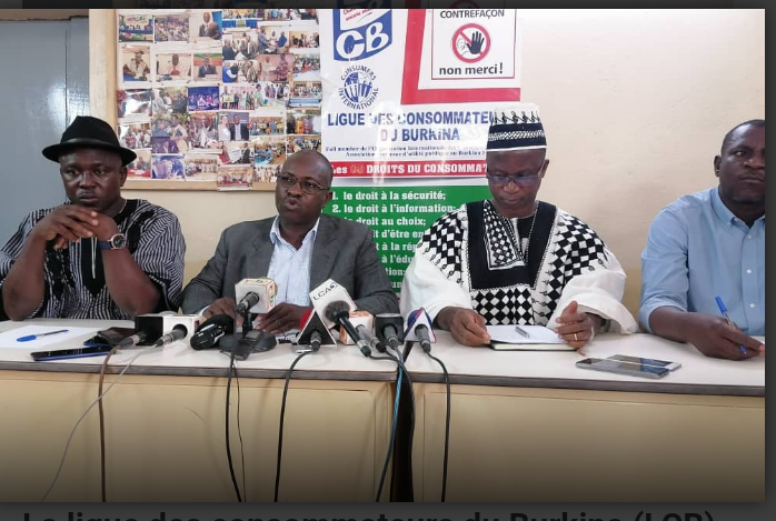 Hausse des prix des hydrocarbures et du gaz butane: La ligue des consommateurs en colère et menace de marcher Hausse des prix des hydrocarbures et du gaz butane: La ligue des consommateurs en colère et menace de marcher