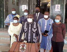 Acquisition du vaccin contre la Covid-19 : Le Burkina Faso a entamé la démarche Acquisition du vaccin contre la Covid-19 : Le Burkina Faso a entamé la démarche