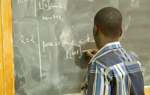 Licenciement de 100 enseignants grévistes du SET au Togo : Comme en 1984 au Burkina, c’est mauvais pour le pays !