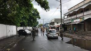 Moroni sous siège après l’annonce des résultats de la présidentielle : L’opposition crie à la flibusterie électorale ! Moroni sous siège après l’annonce des résultats de la présidentielle : L’opposition crie à la flibusterie électorale !