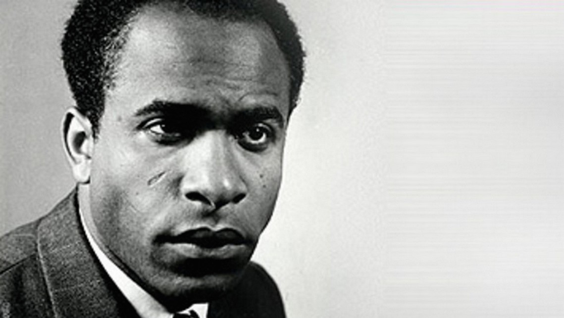 Il y a 100 ans naissait Frantz Fanon : un anti-colonisaliste toujours actuel