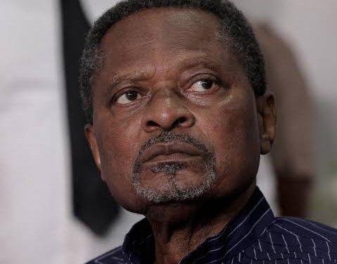 Mort en détention au Cameroun de l’opposant Anicet Ekane du MANIDE : Un Cadavre dont se seraient passés Paul Biya et le RDPC Mort en détention au Cameroun de l’opposant Anicet Ekane du MANIDE : Un Cadavre dont se seraient passés Paul Biya et le RDPC