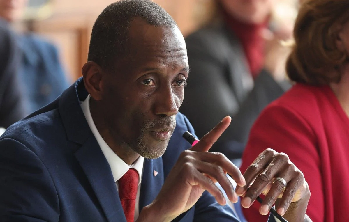 Attaques racistes et xénophobes contre le maire Bally Bagayoko : L’autre laideur excellente de la France !