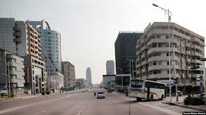Opération Kinshasa # ville morte# en RDC : malgré Ebola le C64 ne desserre pas les dents