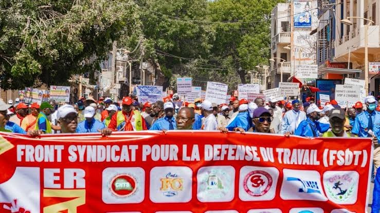 Débrayage du FSDT et JOJ 2026 au Senegal : Quand le sport butte sur le social Débrayage du FSDT et JOJ 2026 au Senegal : Quand le sport butte sur le social